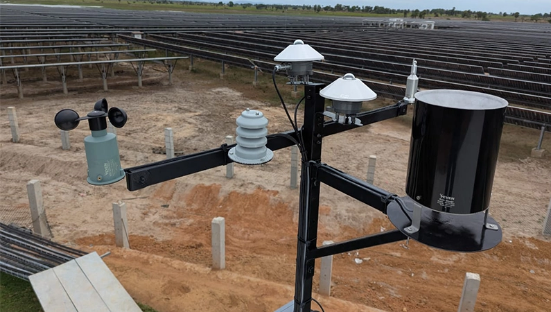 How Can Weather Stations be Utilized with ENCombi Controllers