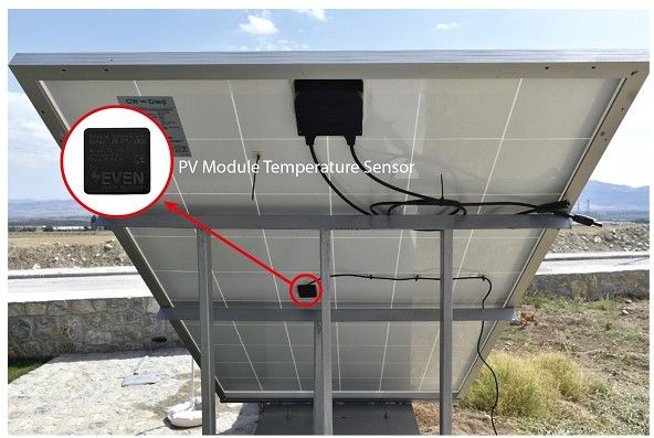 Selección del sensor de temperatura del módulo fotovoltaico