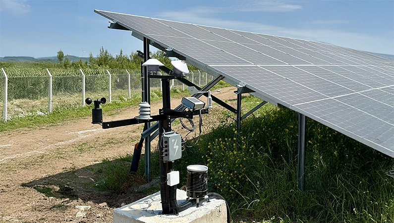 Compact Weather Station