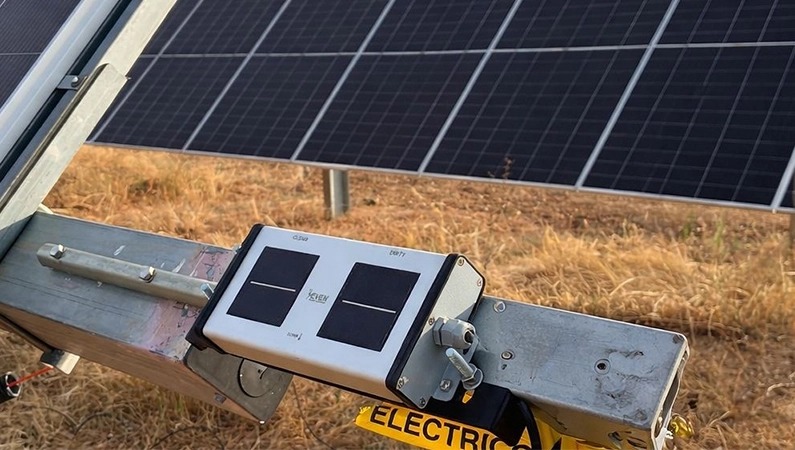 Soiling Sensor for trackers