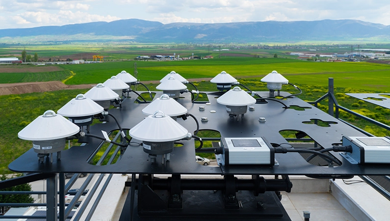 Irradiance Sensors Calibration