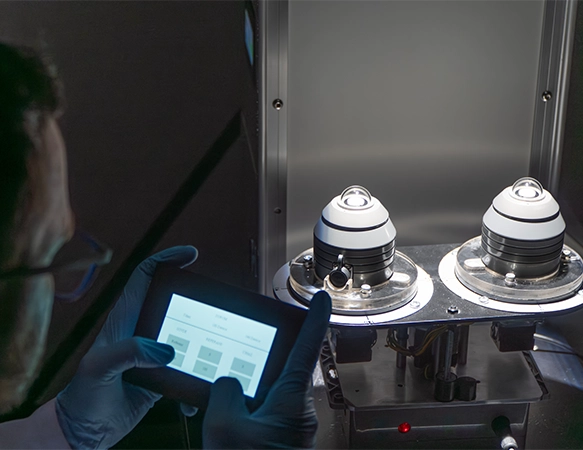Pyranometer indoor calibration